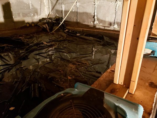 Crawlspace Water Cleanup in East Lansing